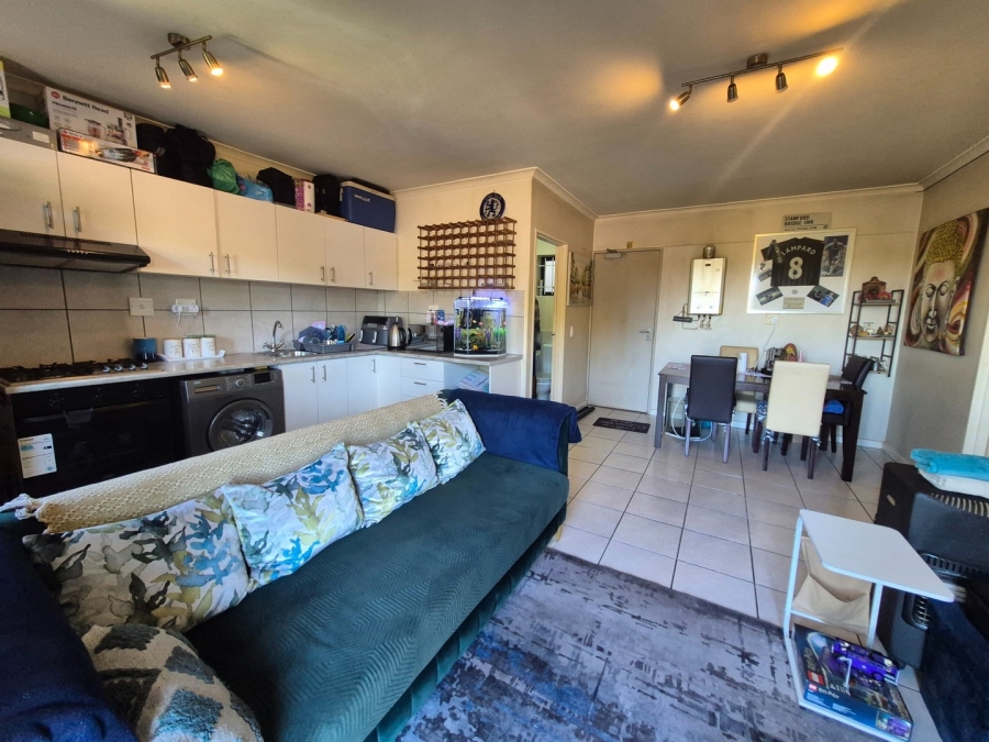 2 Bedroom Property for Sale in Table View Western Cape
